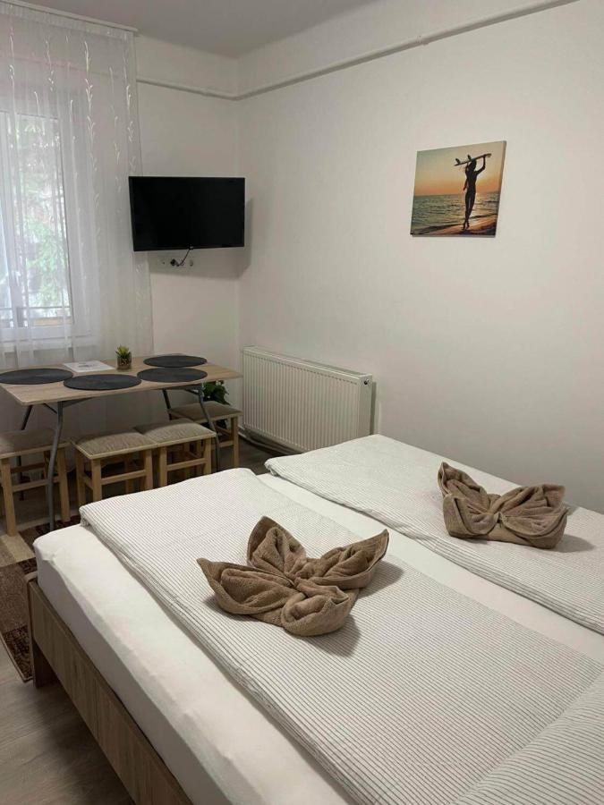 Krisztina Apartman 81 Hajdúszoboszló Exteriör bild